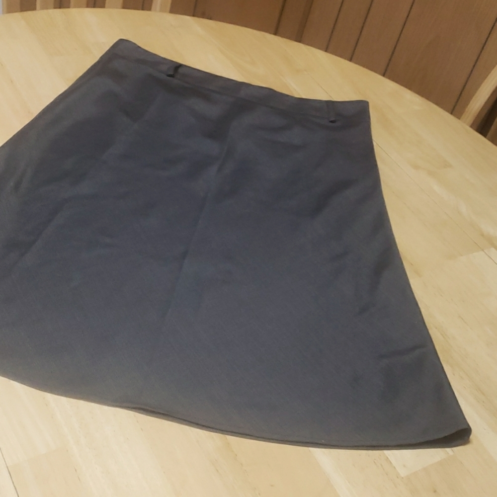 B.Tru skirt